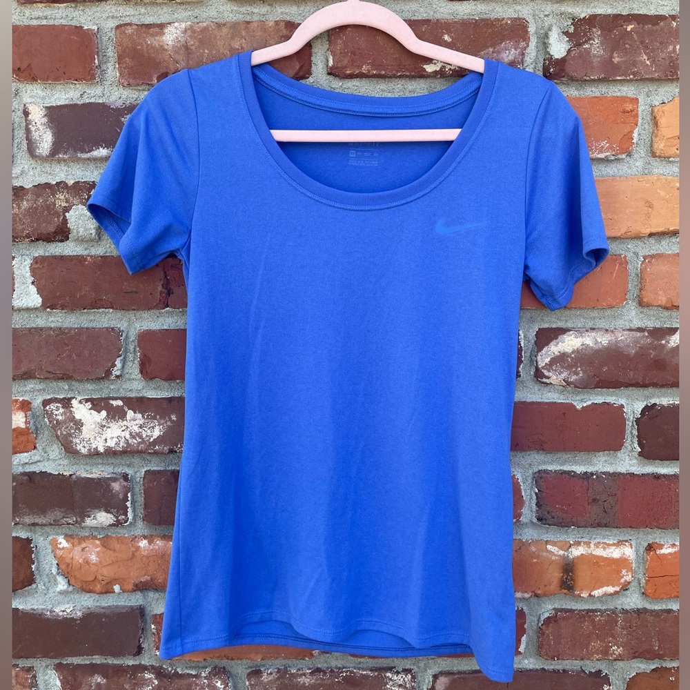 EUC Nike Dri Fit Tee